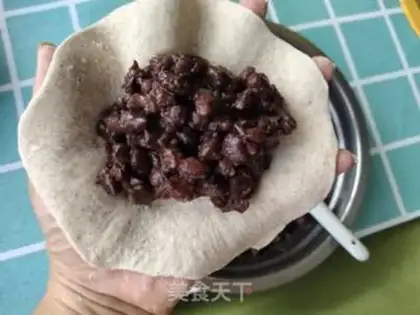 Make All wheat red bean pie step 13