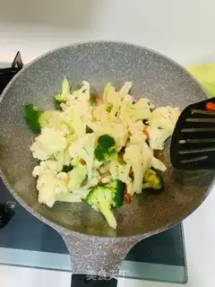 Make Hot peppers and double flowers step 3