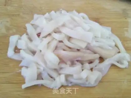 Make Squid with cucumber step 1