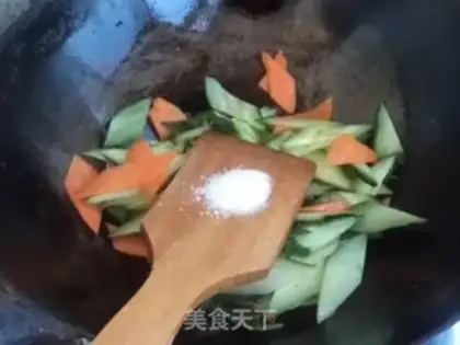 Make Cucumber carrot fried eggs step 6