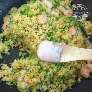 Make Shrimp orchid fried rice step 16