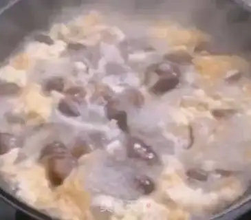 Make Beec mushroom soup step 2