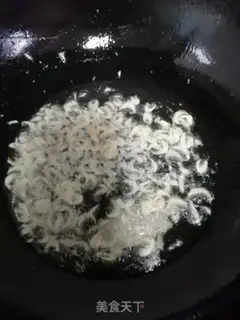Make Shrimp-skinned cabbage step 1