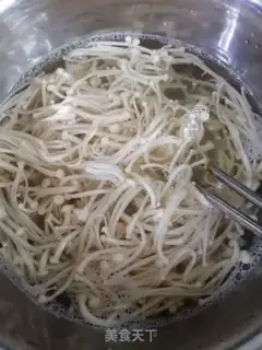 Make Sugar and golden mushrooms step 0