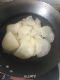Make Frozen potatoes step 1