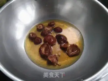 Make Fry mushrooms step 3
