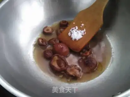 Make Fry mushrooms step 4
