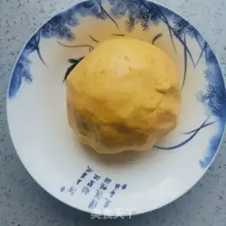 Make Ginger roses, pumpkin round step 4