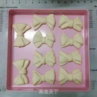 Make Butterflies on bread step 11