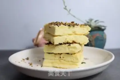 Make Sesame onion salad cake step 18