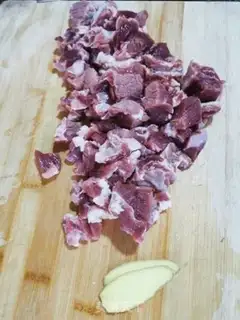 Make Tomato-burning cow step 1