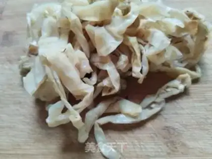 Make White pepper fried meat step 0