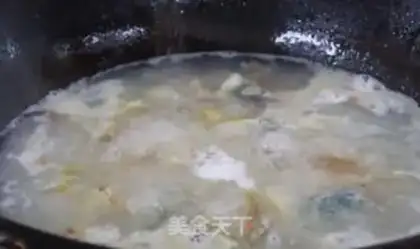 Make Eggs and melon soup step 3
