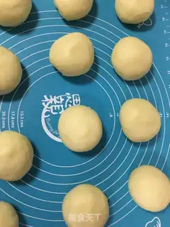 Make Onion bacon bread step 3
