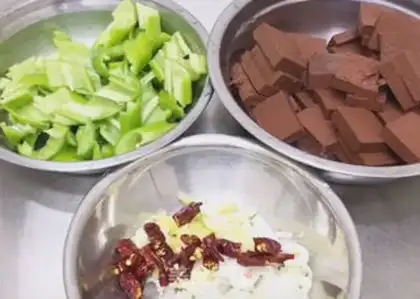 Make Onion bacon bread step 4