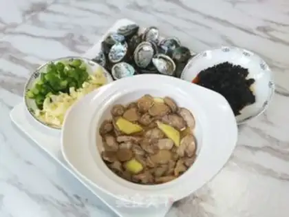 Make Soy sauce and abalone step 1