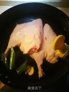 Make Red duck leg step 0