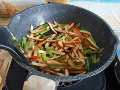 Make Celery fried dry step 7
