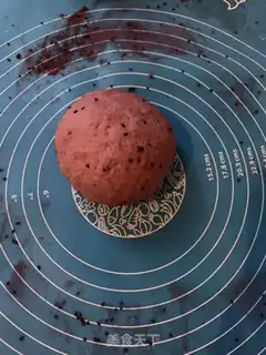 Make Little watermelon bread step 7