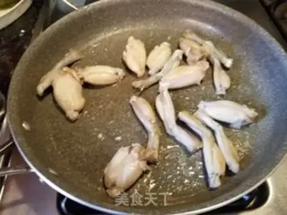 Make Chicken-legged, bitter melon step 2