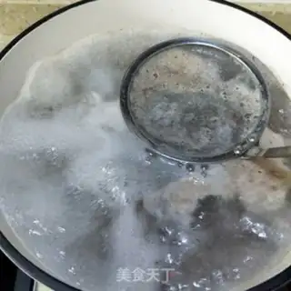 Make Tea, mushroom, pigbone soup step 4