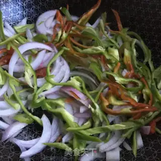 Make Onion pepper roast beef step 7
