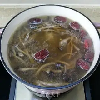 Make Tea, mushroom, pigbone soup step 7