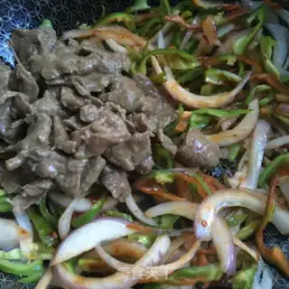 Make Onion pepper roast beef step 9