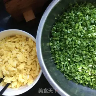 Make An egg box of celery step 3