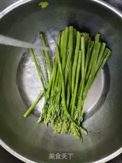 Make Garlic ham intestines step 0