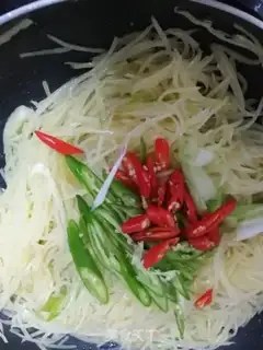 Make Spicy potatoes step 3
