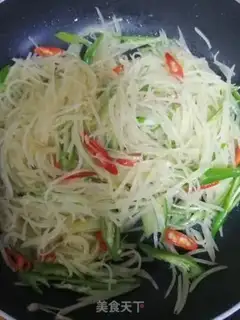 Make Spicy potatoes step 4