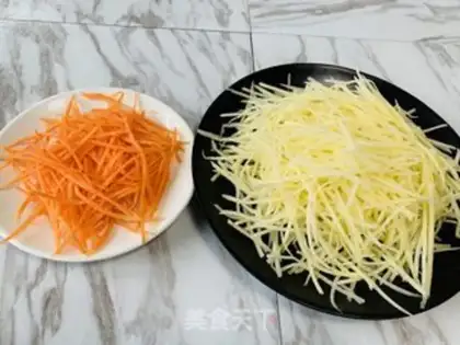 Make Pyramid and pepper potatoes step 1