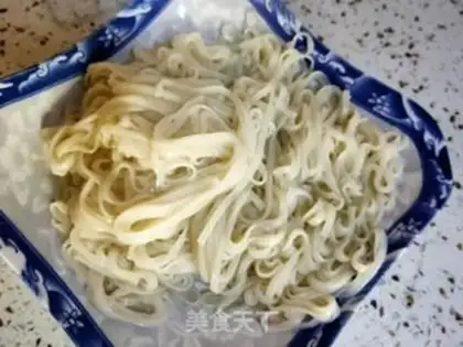 Make Shrimp noodles step 3