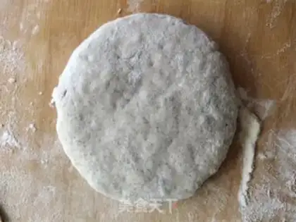 Make All-shell red bean rolls step 8