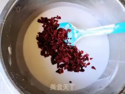 Make Cranberry cake step 8