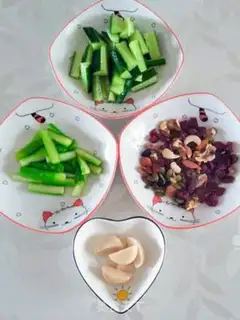 Make Fishcake salad step 2