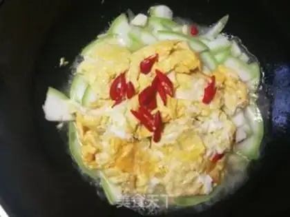 Make Fried eggs step 7