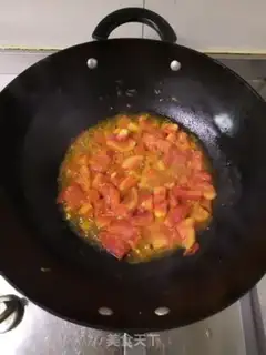 Make Tomato fried eggs step 6
