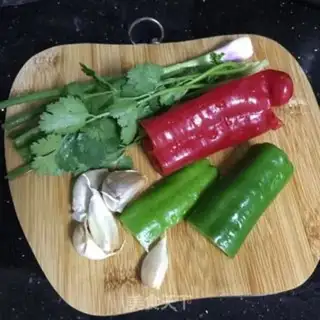 Make A fan of golden mushrooms and soybeans step 1