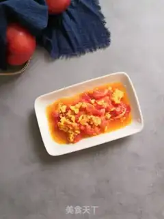 Make Tomato fried eggs step 8