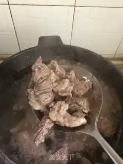 Make Spicy beef noodles step 3