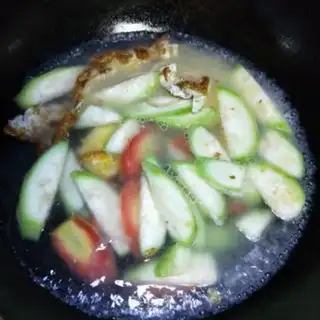 Make Egg melon noodles step 7