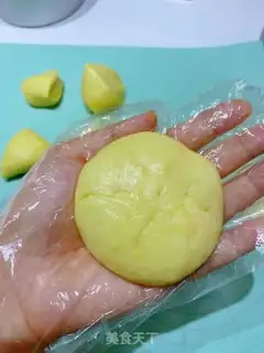 Make Milky coconut bread step 9