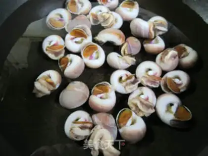 Make Smelly conch step 1