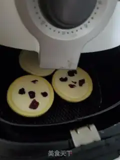 Make Cranberry balls step 3
