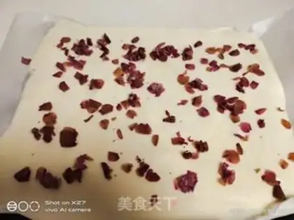 Make Rosecake roll step 14