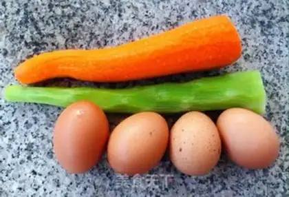 Make Carrot fried eggs step 0