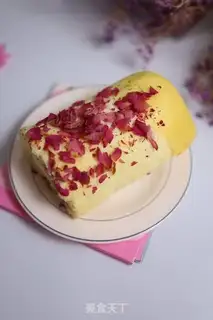 Make Rosecake roll step 18