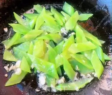 Make Carrot fried eggs step 5